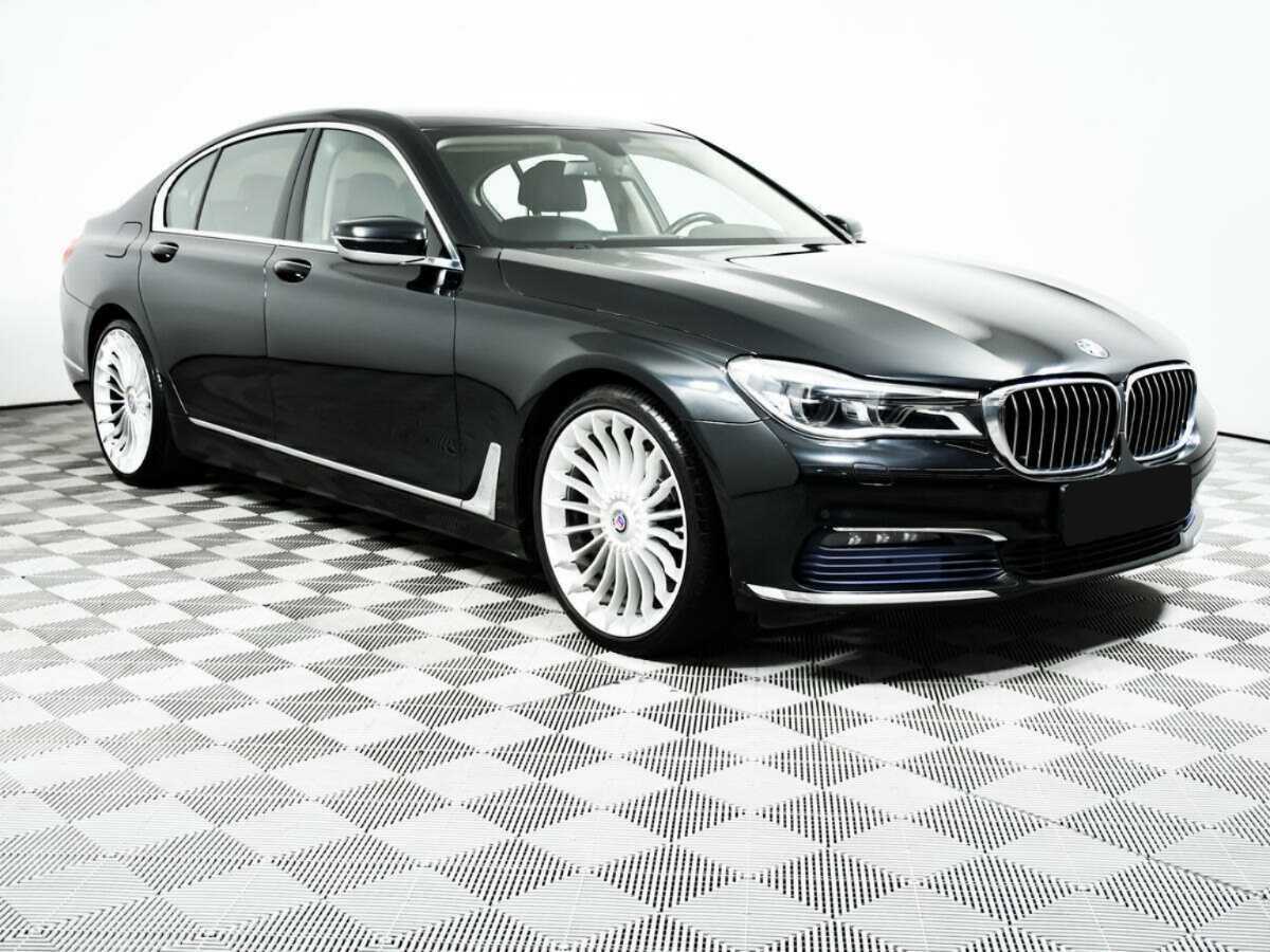 BMW 7 серии 2016 года с пробегом. Фото: #2