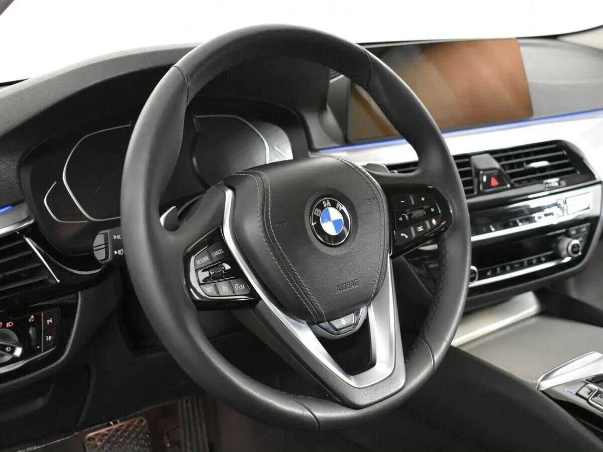 BMW 5 серии 2020 года с пробегом. Фото: #8
