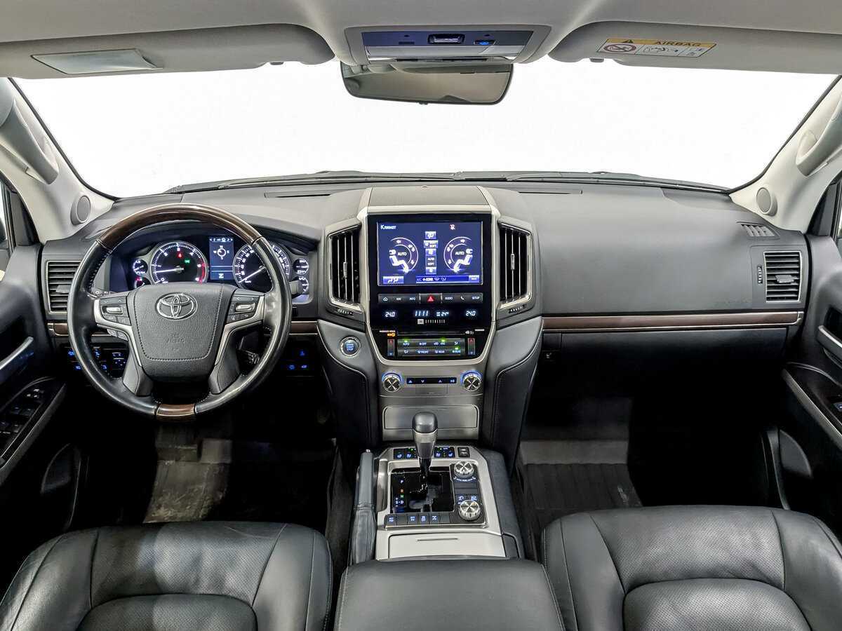 Toyota Land Cruiser 2020 года с пробегом. Фото: #13