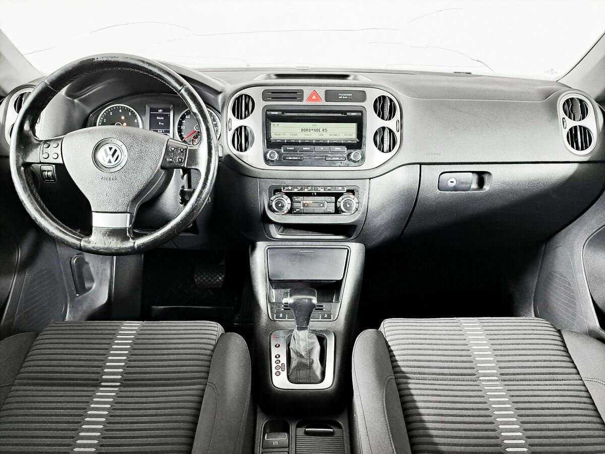Volkswagen Tiguan 2010 года с пробегом. Фото: #11