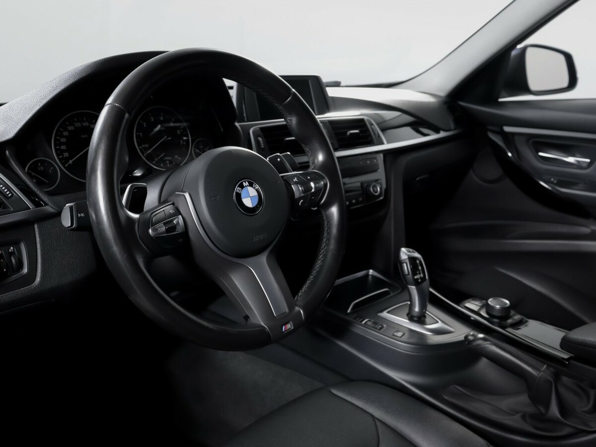 BMW 3 серии 2018 года с пробегом. Фото: #10