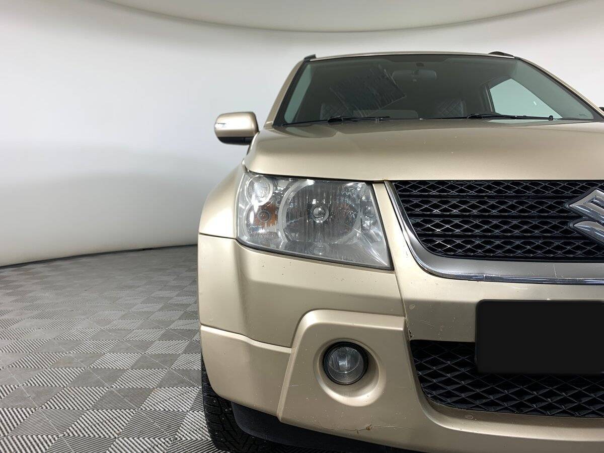 Suzuki Grand Vitara 2010 года с пробегом. Фото: #8