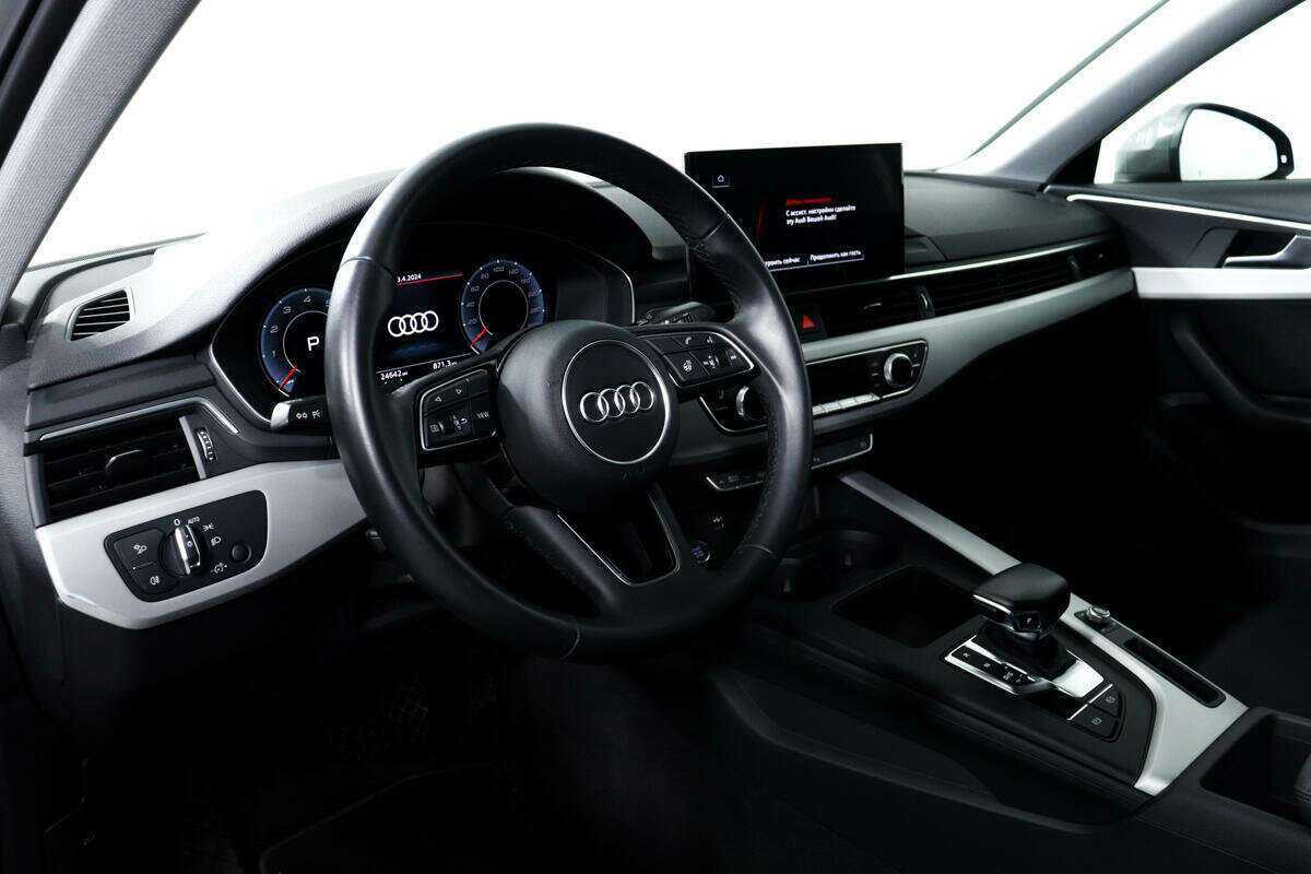 Audi A4 2021 года с пробегом. Фото: #12