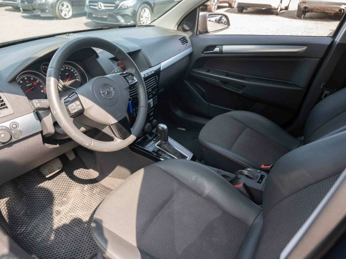 Opel Astra 2008 года с пробегом. Фото: #7