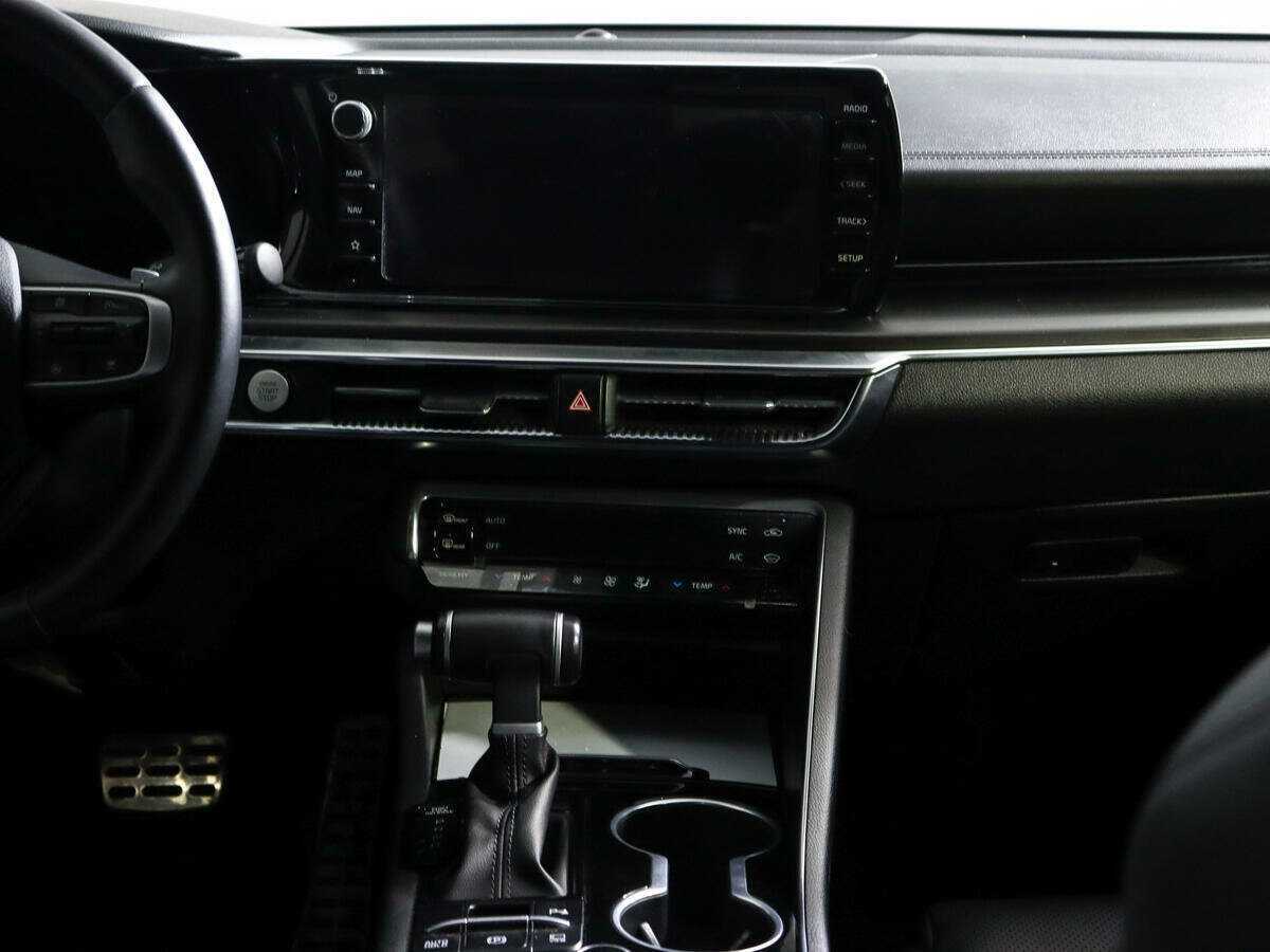 Kia K5 2023 года с пробегом. Фото: #10