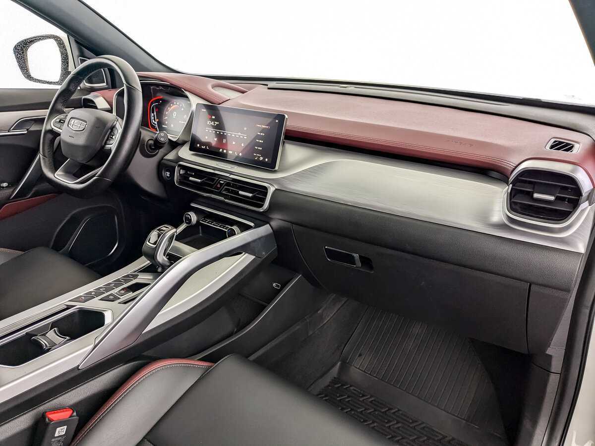 Geely Coolray 2022 года с пробегом. Фото: #10