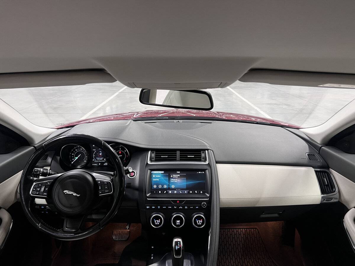Jaguar E-Pace 2018 года с пробегом. Фото: #13