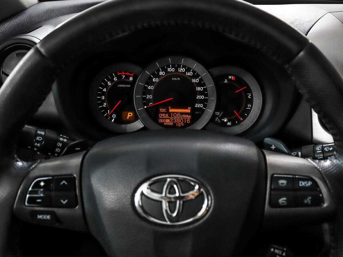 Toyota RAV4 2011 года с пробегом. Фото: #15
