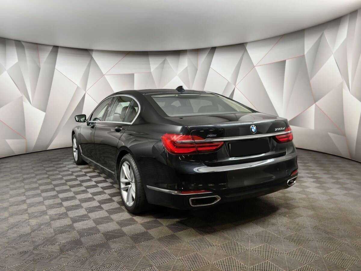 BMW 7 серии 2015 года с пробегом. Фото: #3