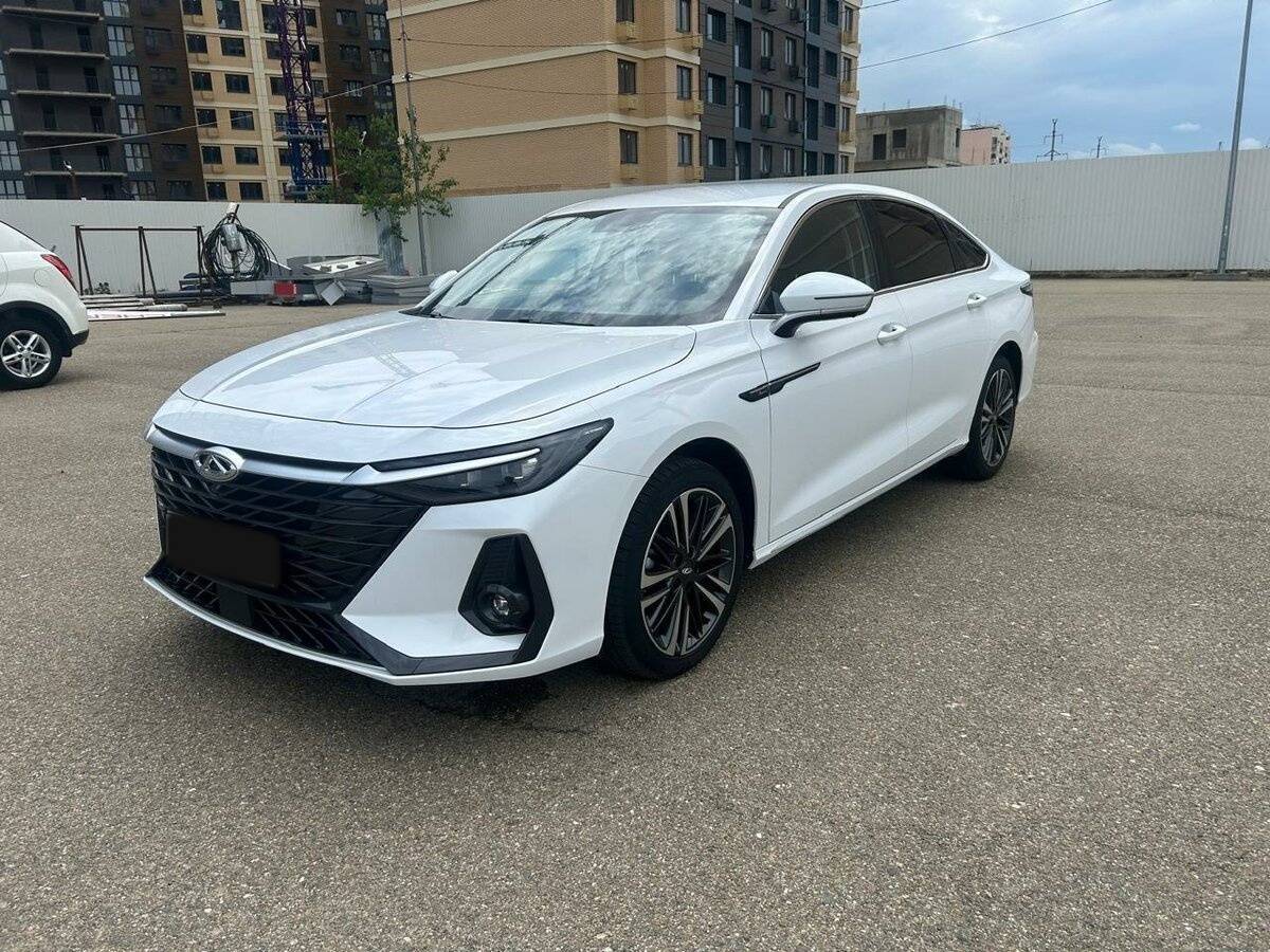 Chery Arrizo 8 2024 года с пробегом. Фото: #0