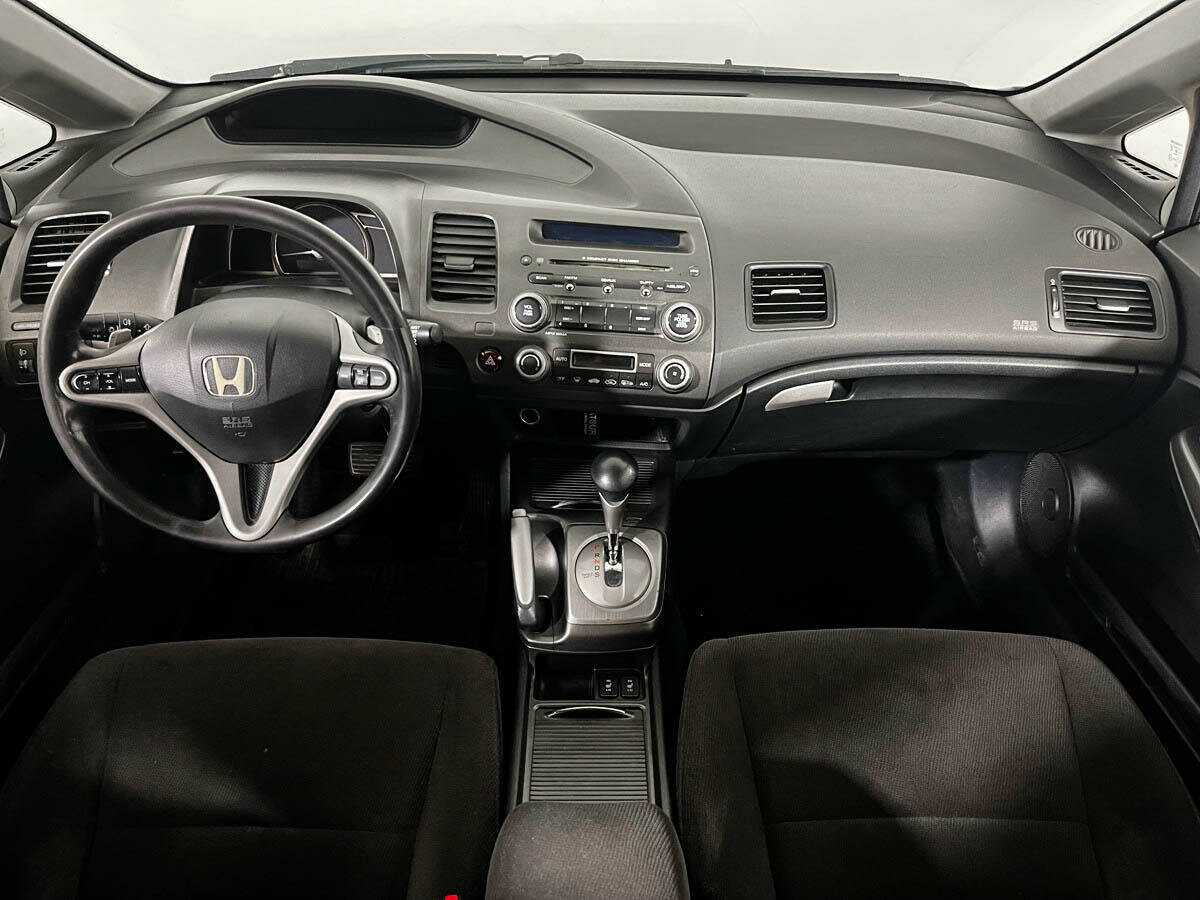 Honda Civic 2006 года с пробегом. Фото: #11