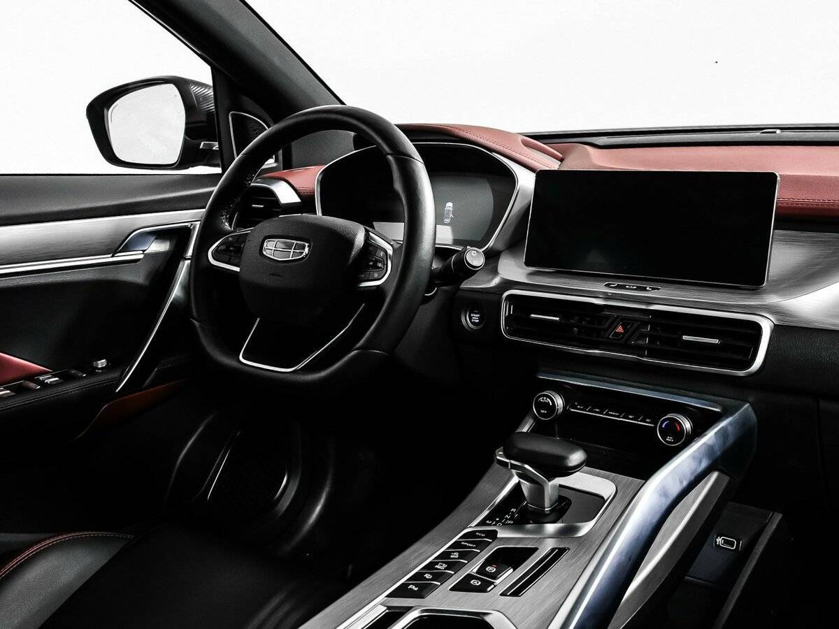 Geely Coolray 2023 года с пробегом. Фото: #8