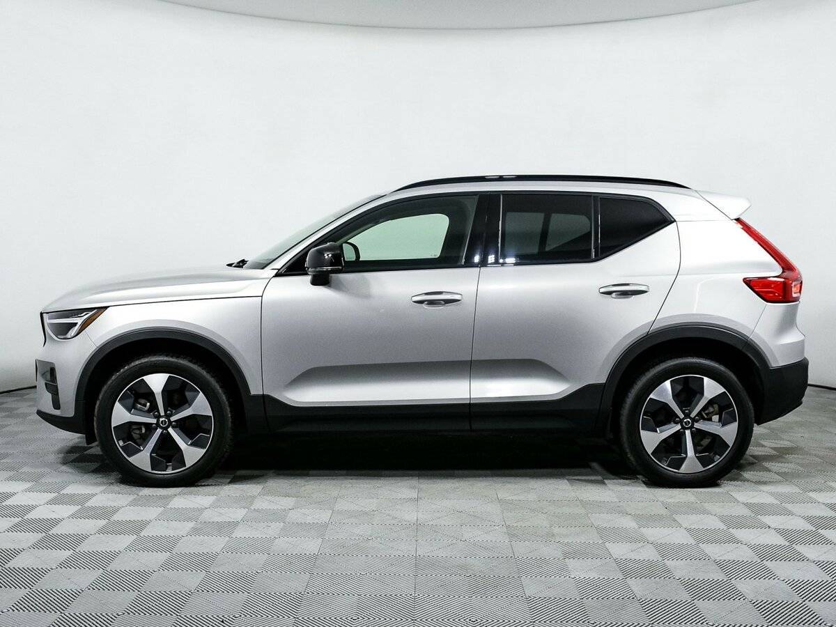 Volvo XC40 2023 года с пробегом. Фото: #7
