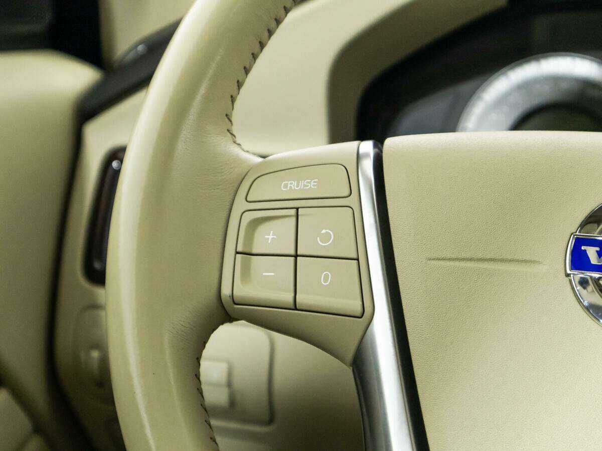 Volvo XC70 2010 года с пробегом. Фото: #18