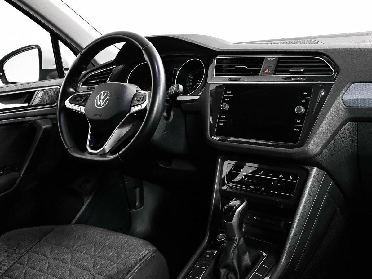 Volkswagen Tiguan 2021 года с пробегом. Фото: #8