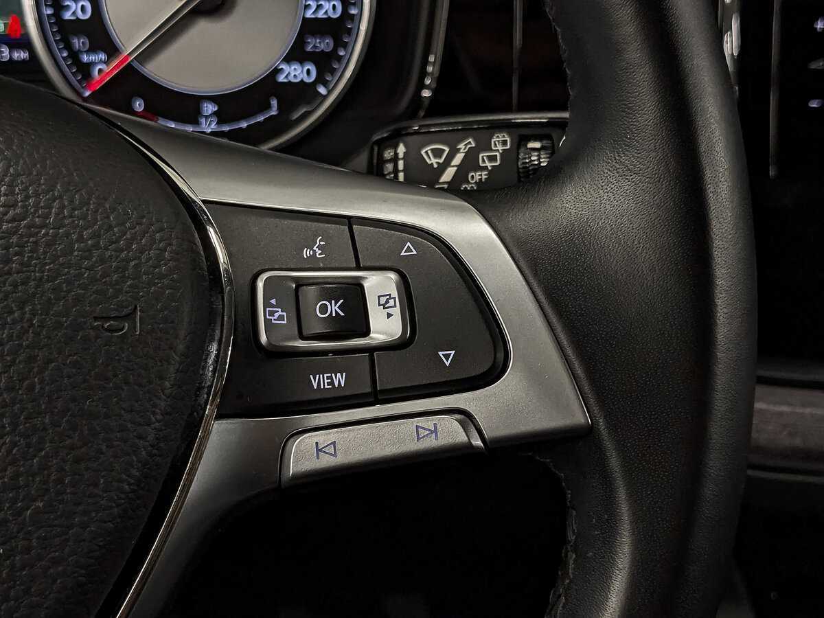 Volkswagen Touareg 2018 года с пробегом. Фото: #27