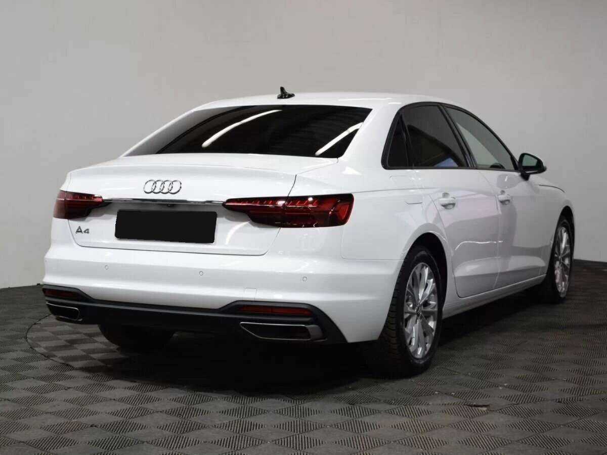 Audi A4 2020 года с пробегом. Фото: #3