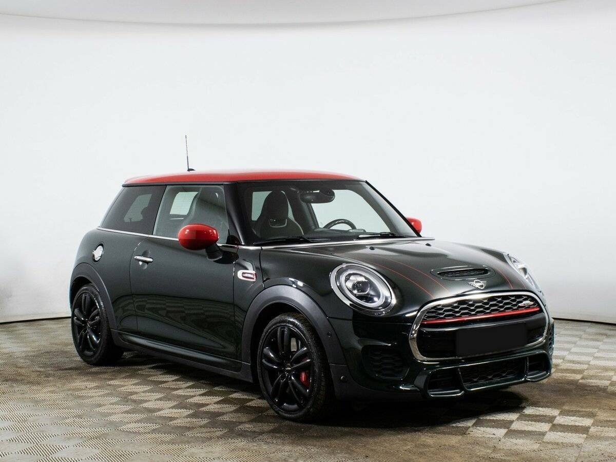 Mini Hatch 2021 года с пробегом. Фото: #2