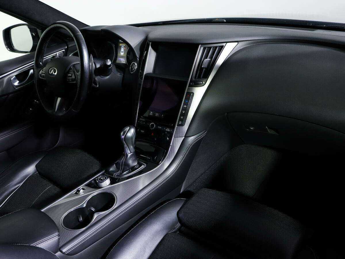 Infiniti Q50 2017 года с пробегом. Фото: #6