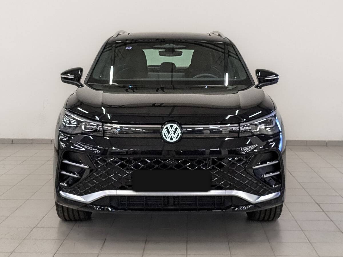 Volkswagen Tiguan 2024 года с пробегом. Фото: #4