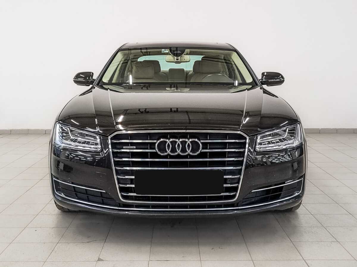 Audi A8 2014 года с пробегом. Фото: #1