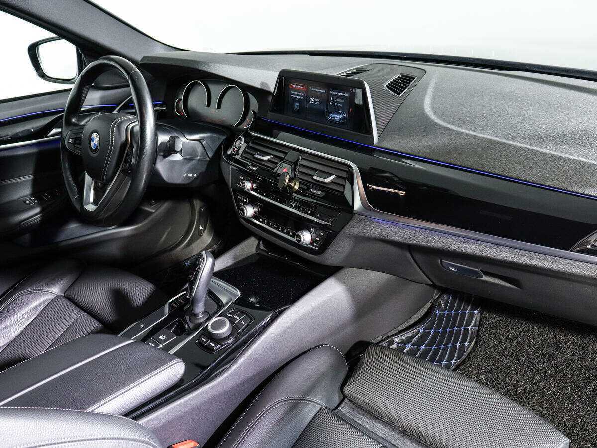 BMW 5 серии 2019 года с пробегом. Фото: #6