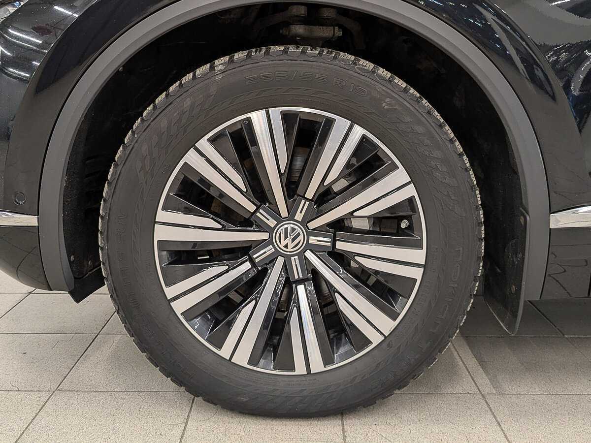 Volkswagen Touareg 2020 года с пробегом. Фото: #11