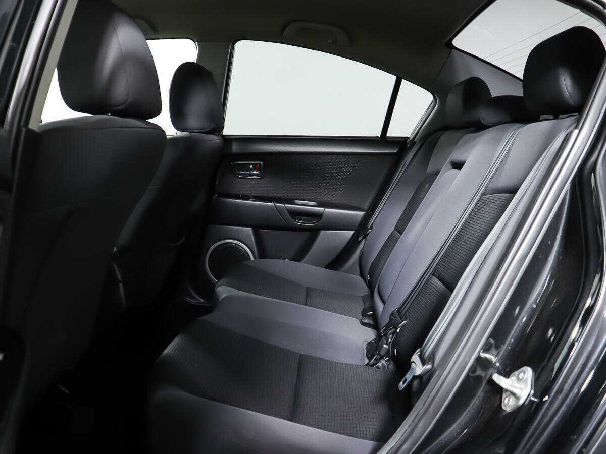 Mazda 3 2008 года с пробегом. Фото: #9