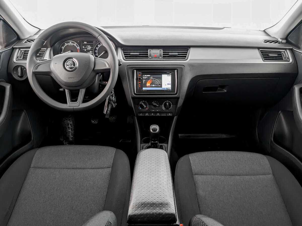 Skoda Rapid 2017 года с пробегом. Фото: #11