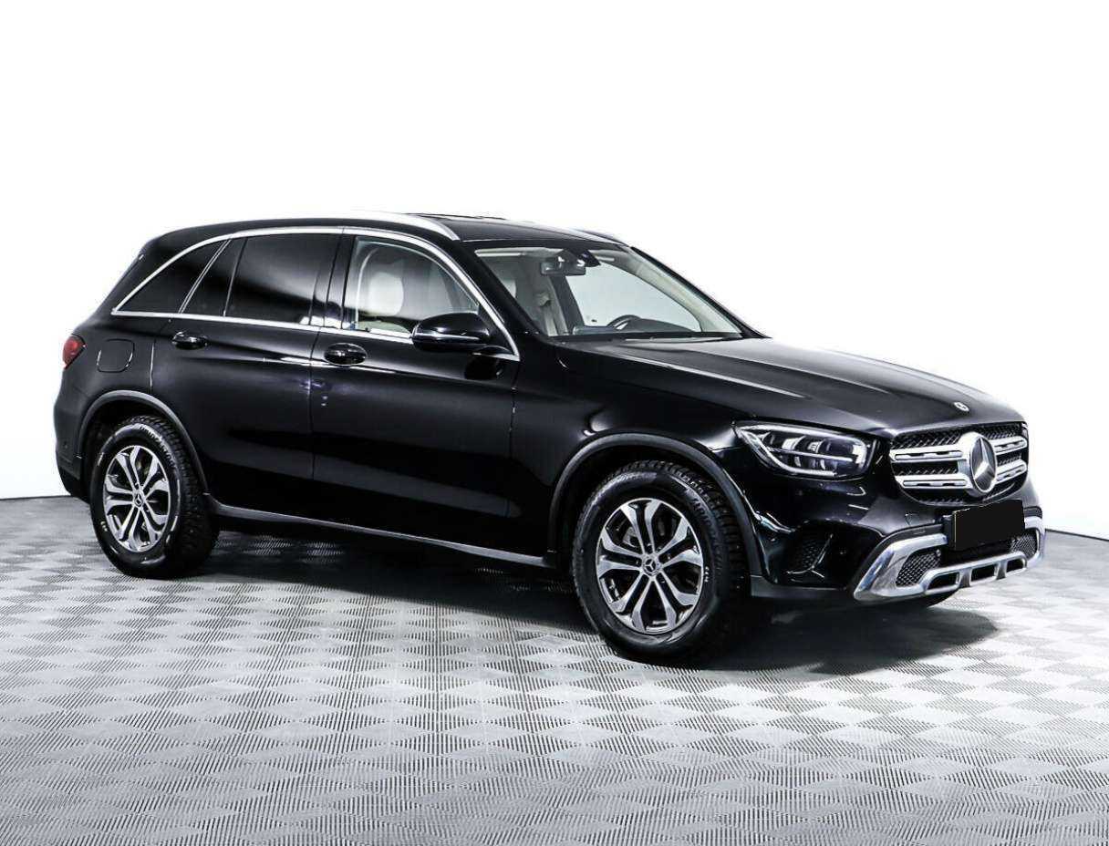 Mercedes-Benz GLC 2021 года с пробегом. Фото: #2