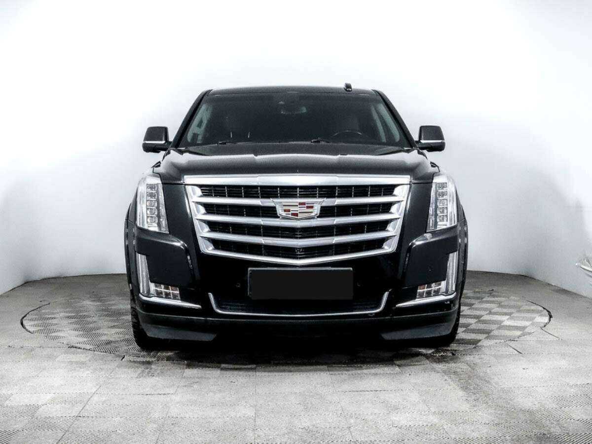Cadillac Escalade 2019 года с пробегом. Фото: #1