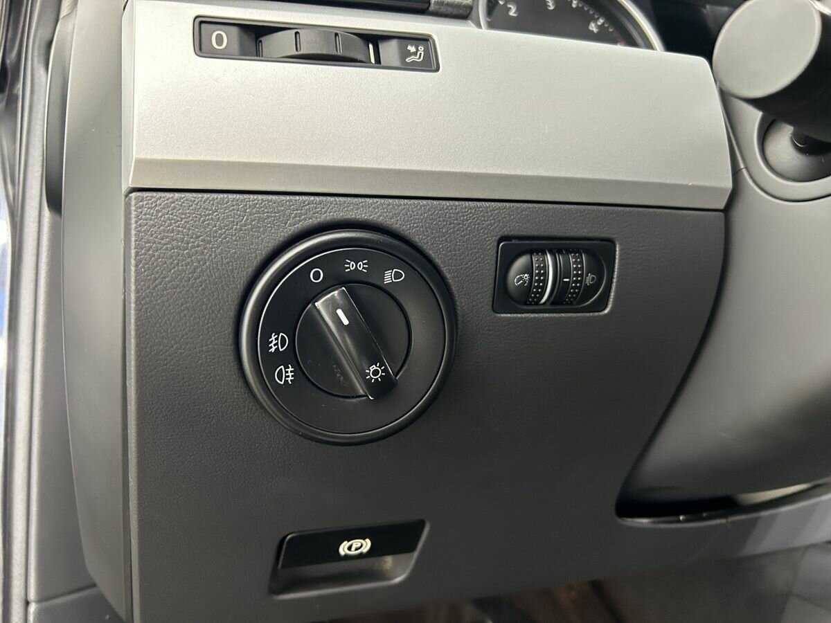 Volkswagen Touareg 2010 года с пробегом. Фото: #6