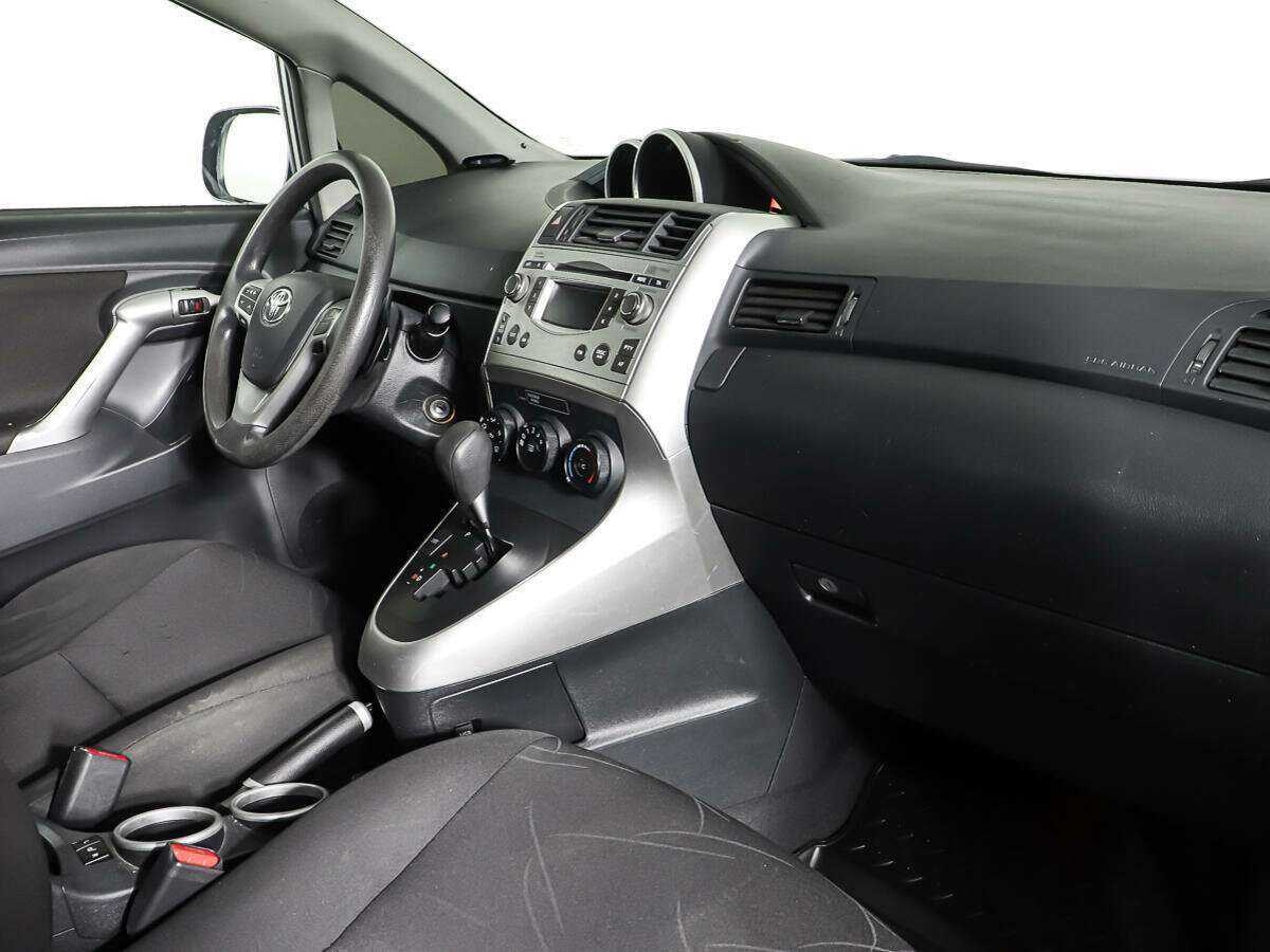 Toyota Verso 2011 года с пробегом. Фото: #8