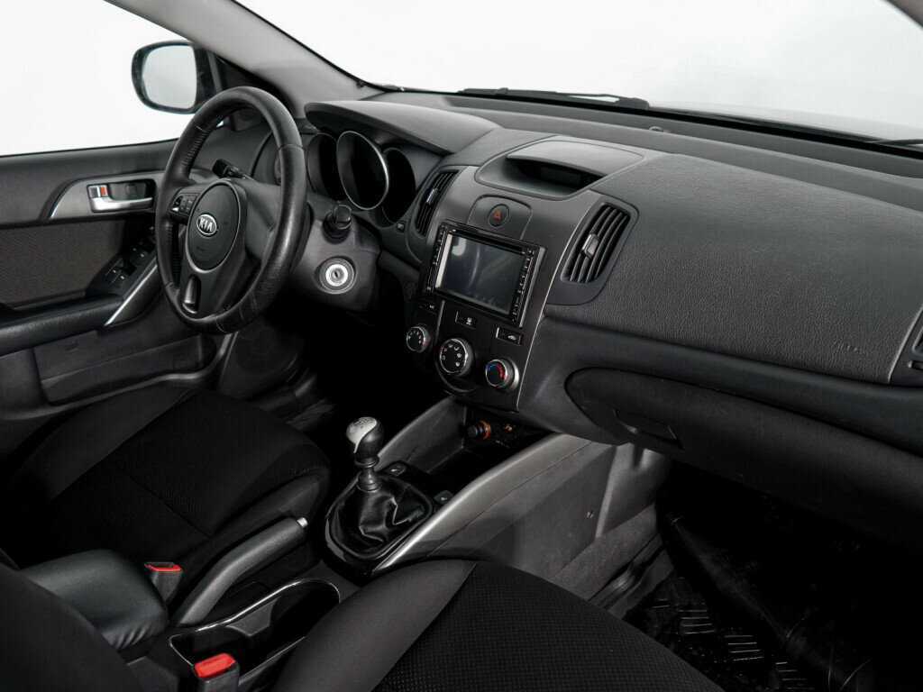 Kia Cerato 2010 года с пробегом. Фото: #9