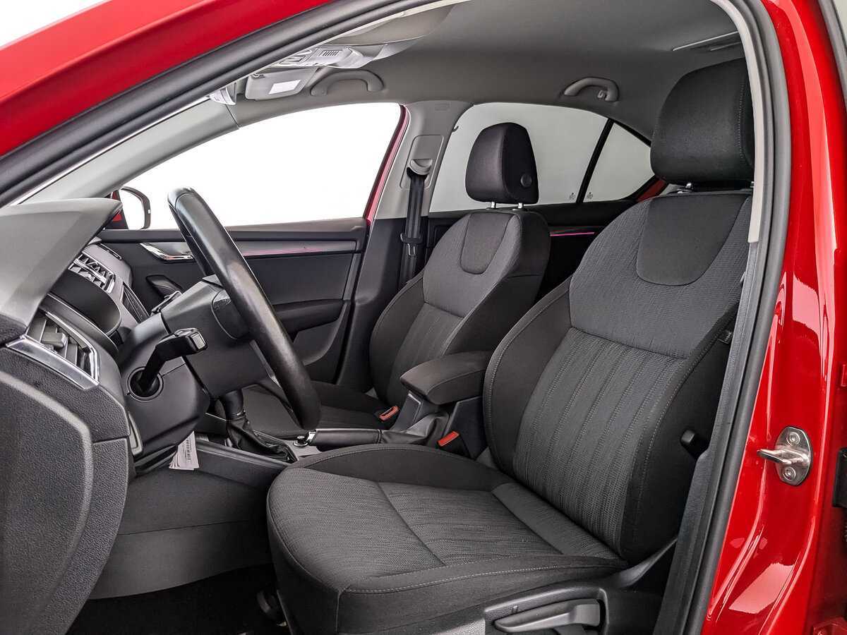 Skoda Octavia 2018 года с пробегом. Фото: #14