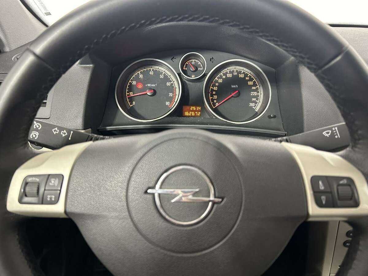 Opel Astra 2008 года с пробегом. Фото: #9