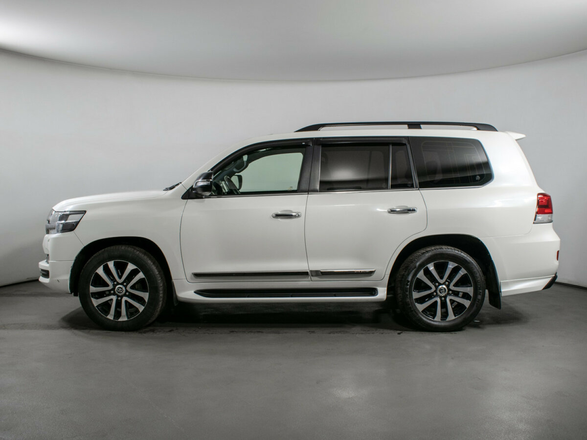 Toyota Land Cruiser 2017 года с пробегом. Фото: #7