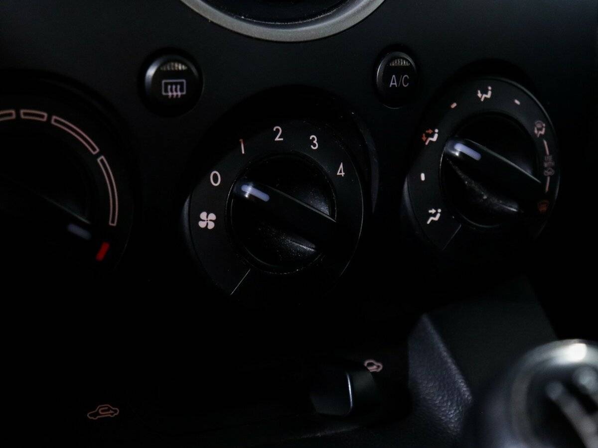 Mazda 2 2008 года с пробегом. Фото: #16