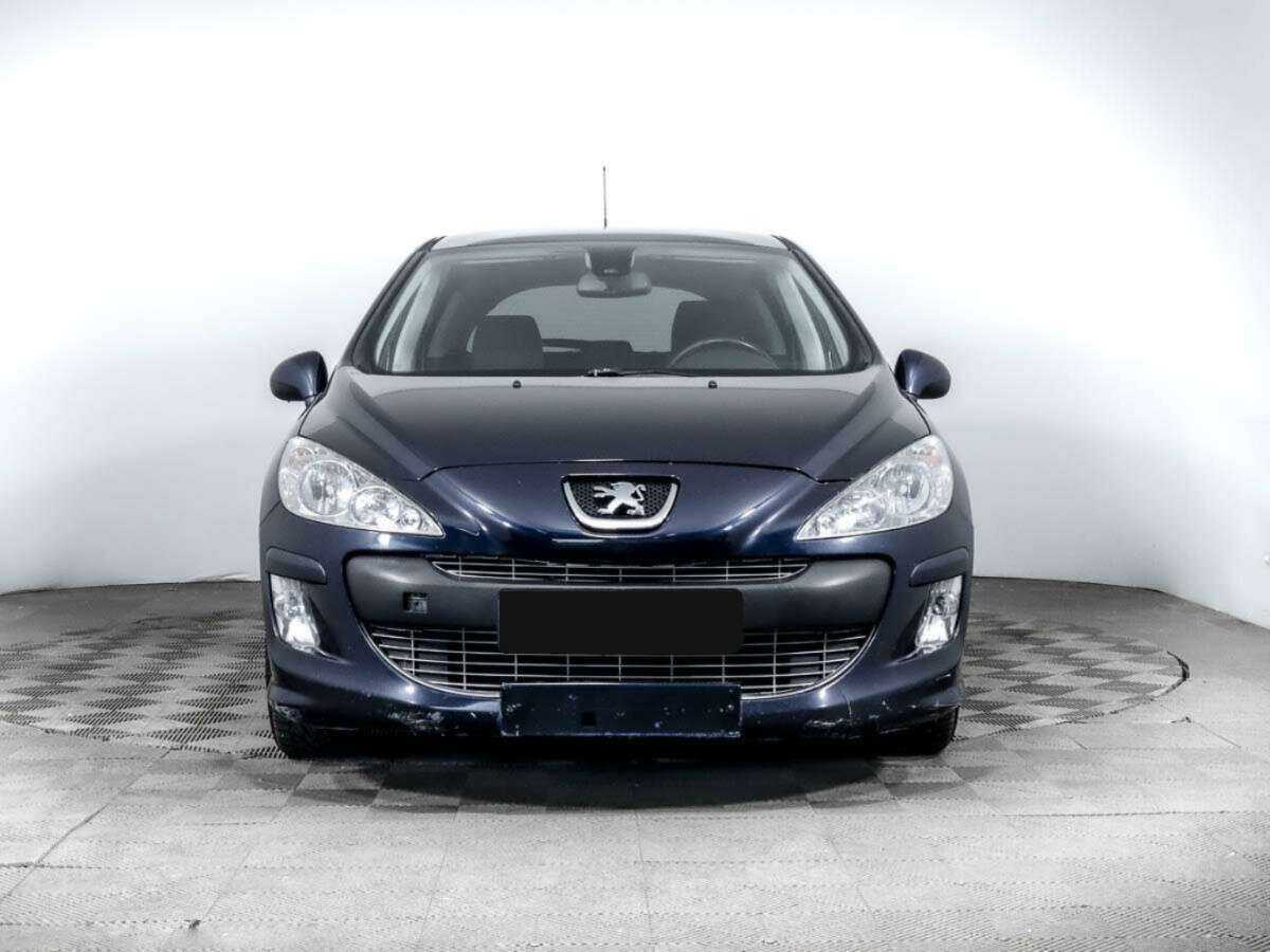 Peugeot 308 2010 года с пробегом. Посмотреть фото