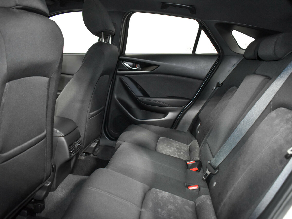 Mazda CX-4 2022 года с пробегом. Фото: #10