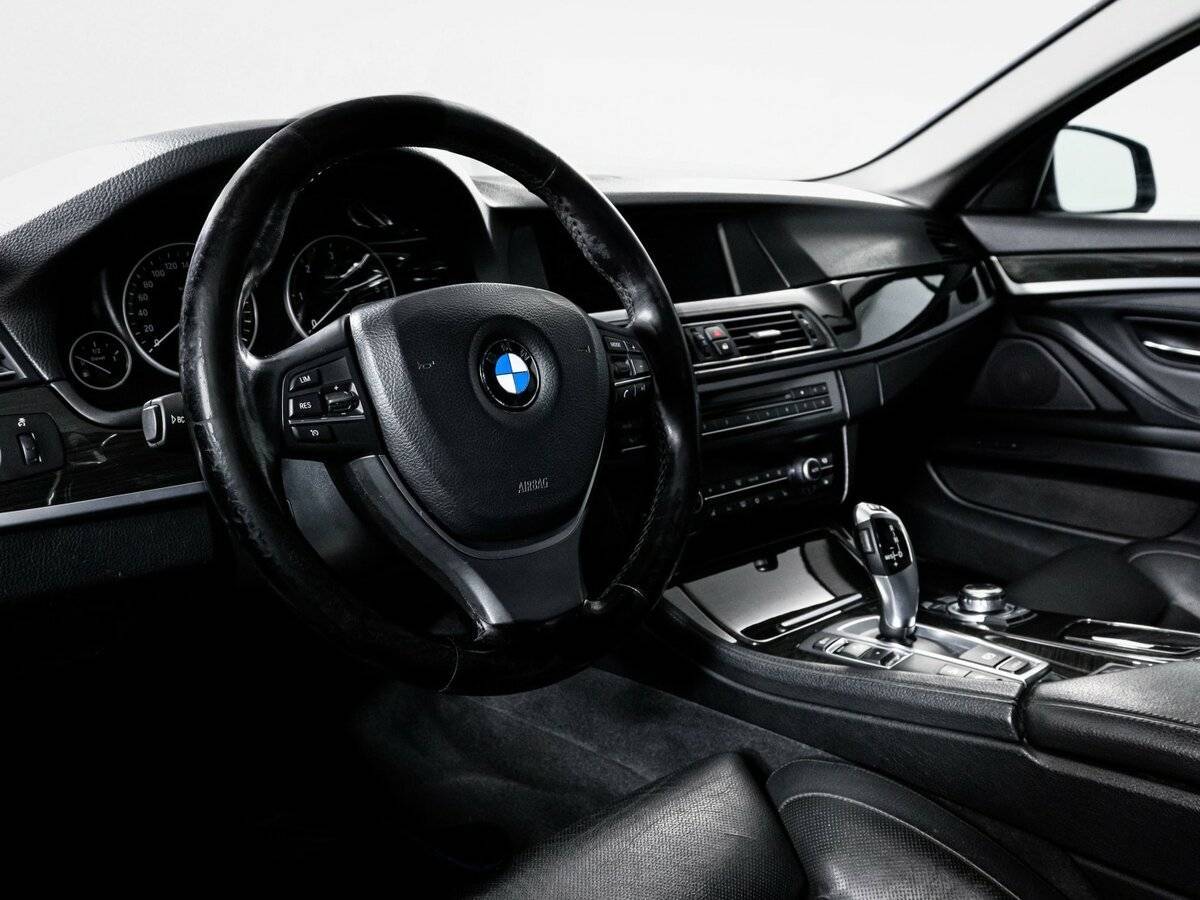 BMW 5 серии 2012 года с пробегом. Фото: #13