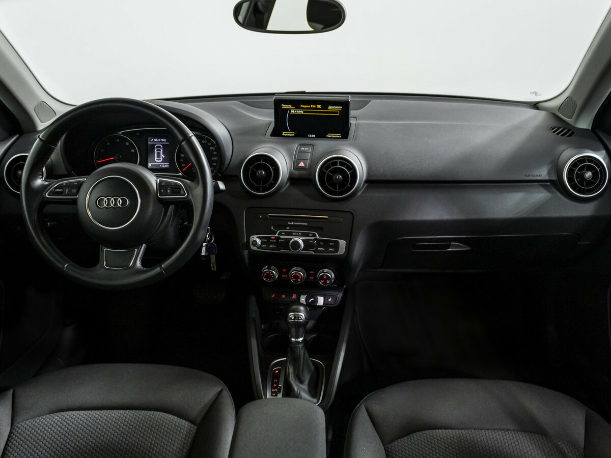 Audi A1 2015 года с пробегом. Фото: #11