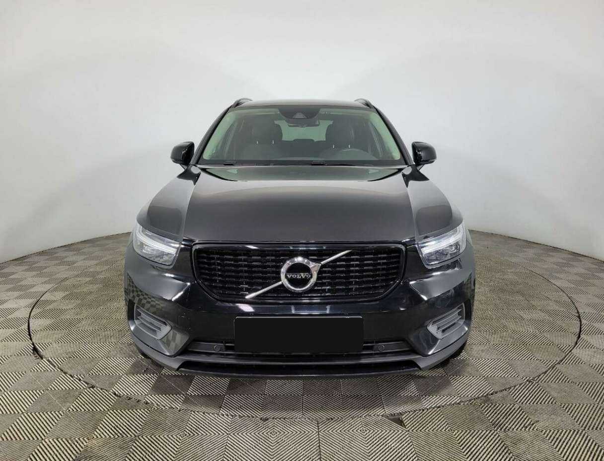Volvo XC40 2018 года с пробегом. Фото: #1