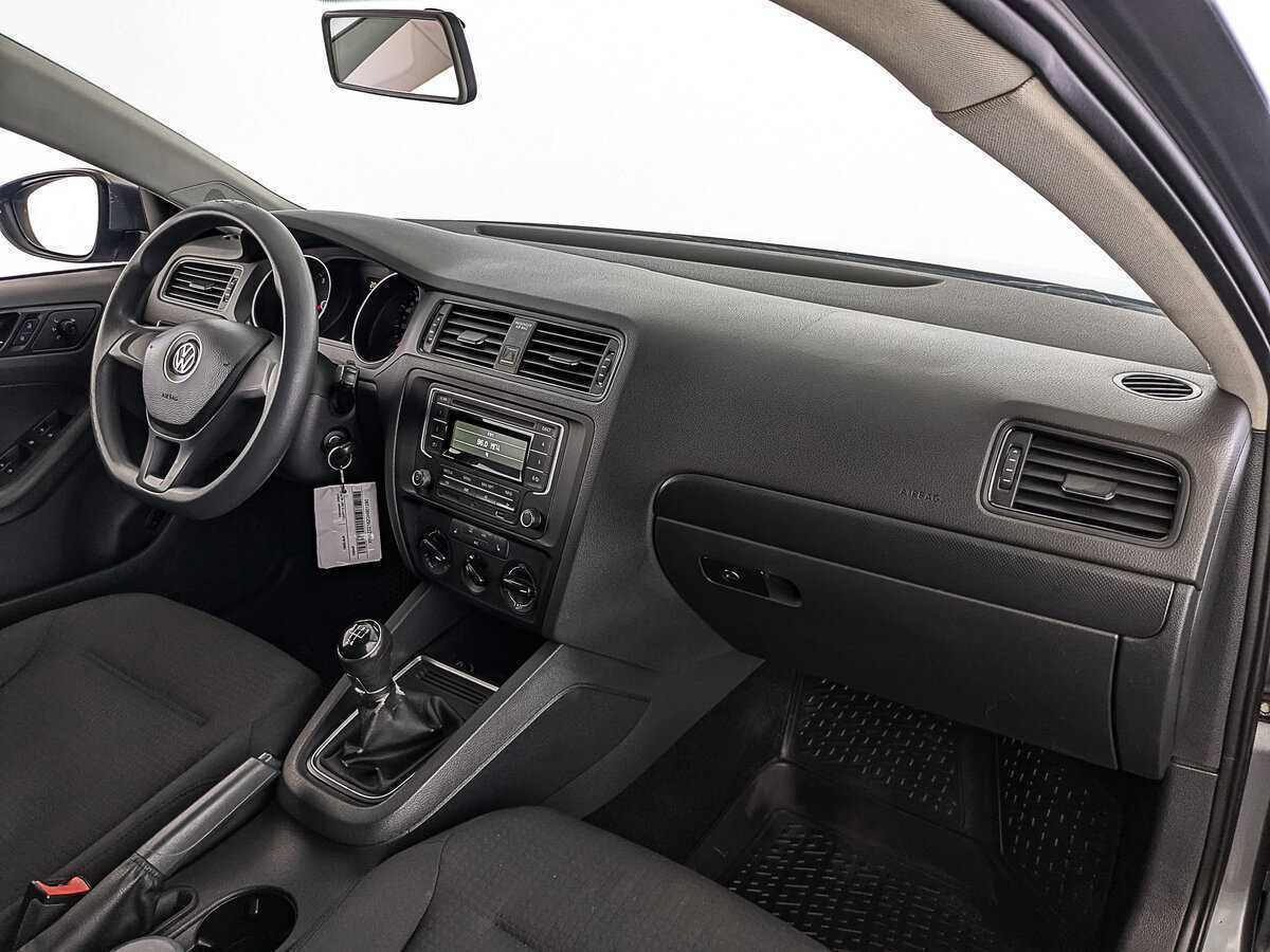 Volkswagen Jetta 2016 года с пробегом. Фото: #12