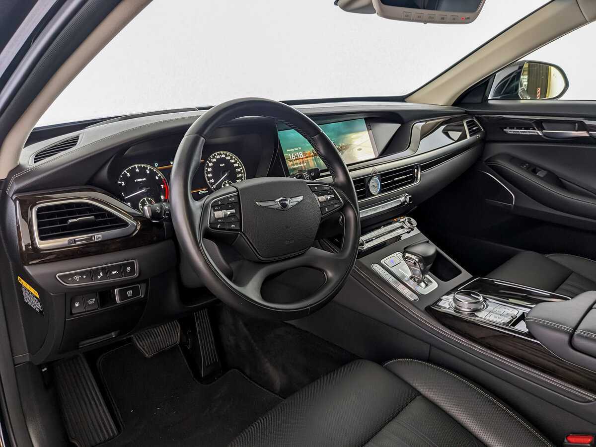 Genesis G90 2019 года с пробегом. Фото: #11
