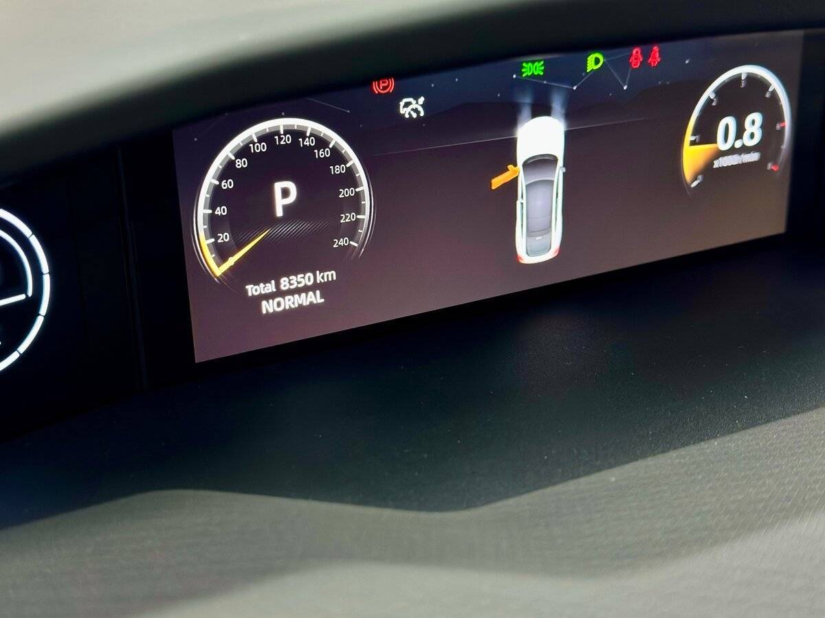 Changan UNI-V 2024 года с пробегом. Фото: #8