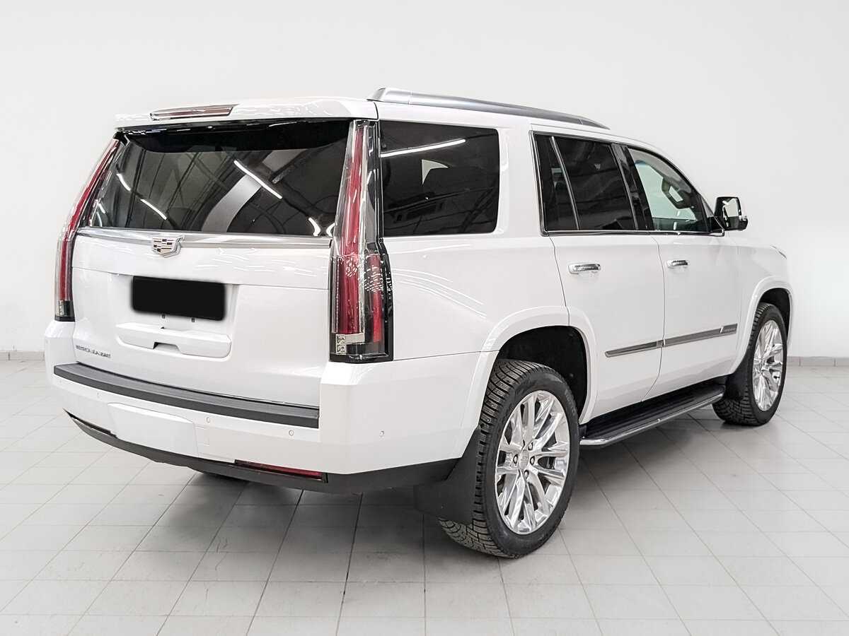 Cadillac Escalade 2019 года с пробегом. Фото: #4