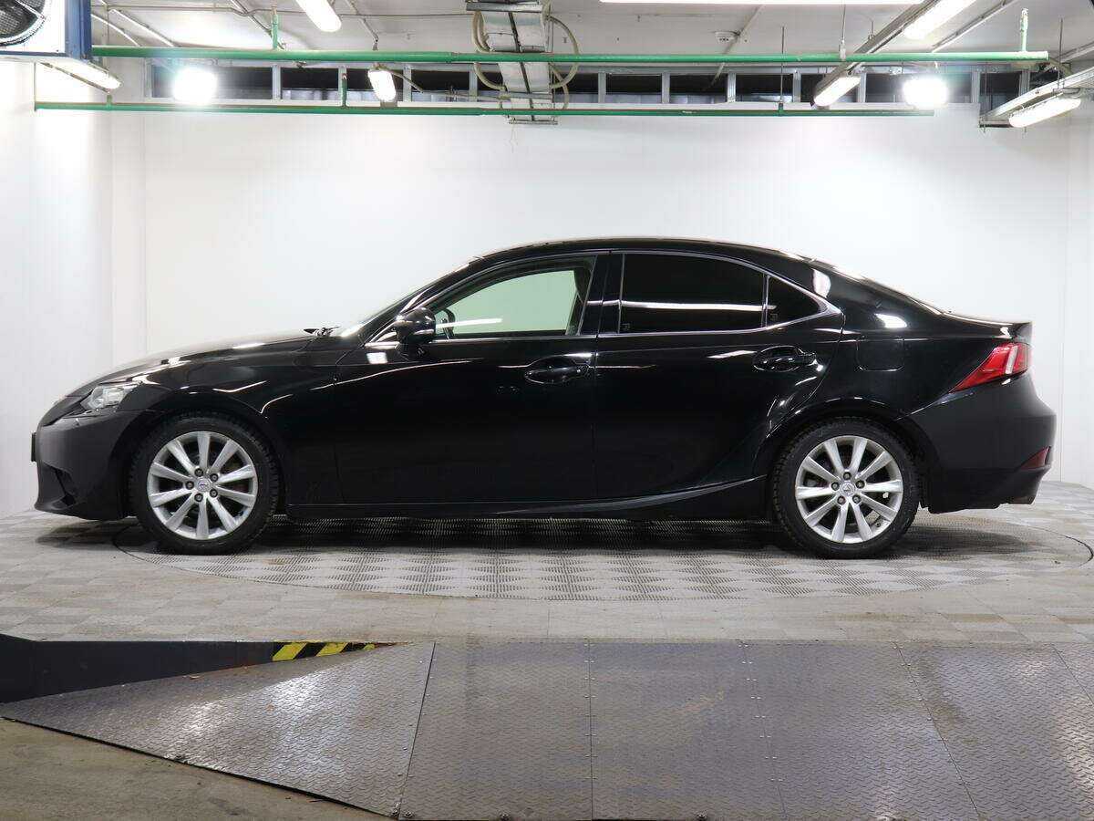 Lexus IS 2015 года с пробегом. Фото: #4