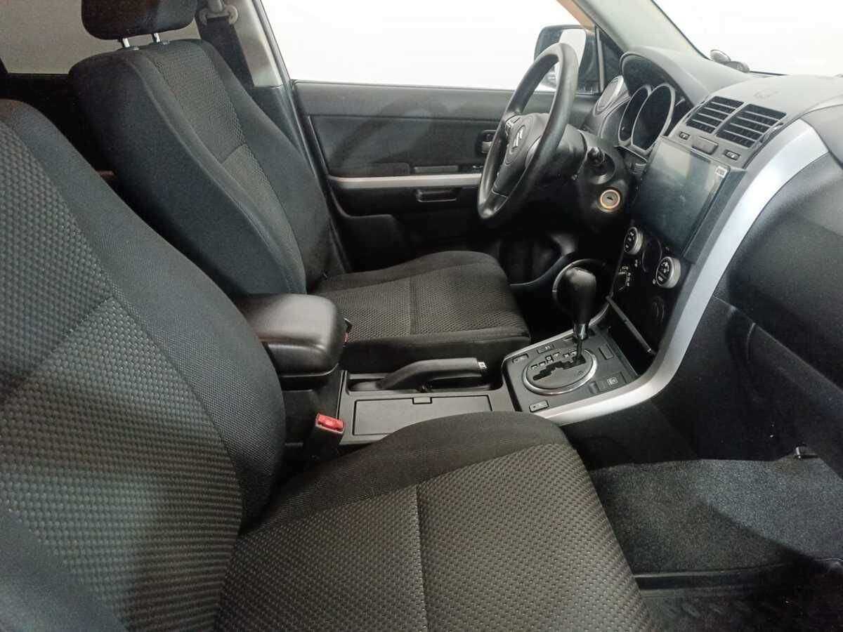 Suzuki Grand Vitara 2008 года с пробегом. Фото: #9