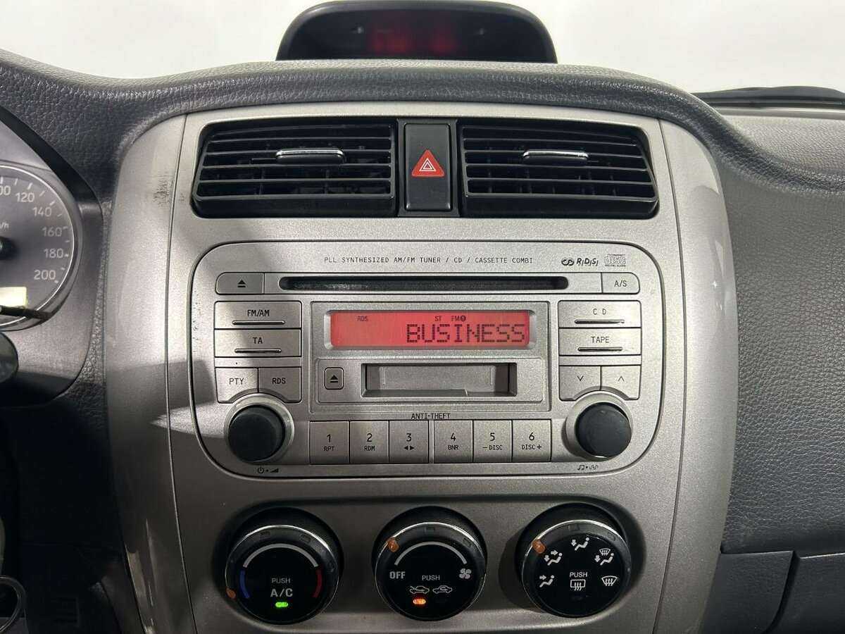 Suzuki Liana 2004 года с пробегом. Фото: #11